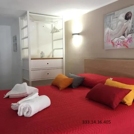 Casa Mar' Illu 펜션 카스텔라마레델골포