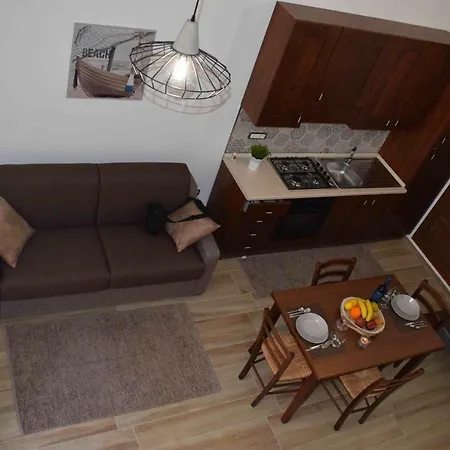 Casa Mar' Illu 펜션 카스텔라마레델골포